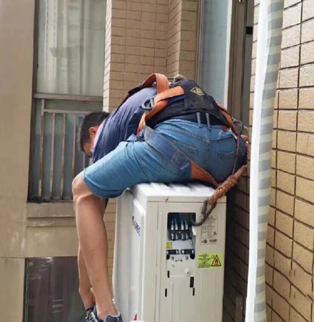 龙南空调移机